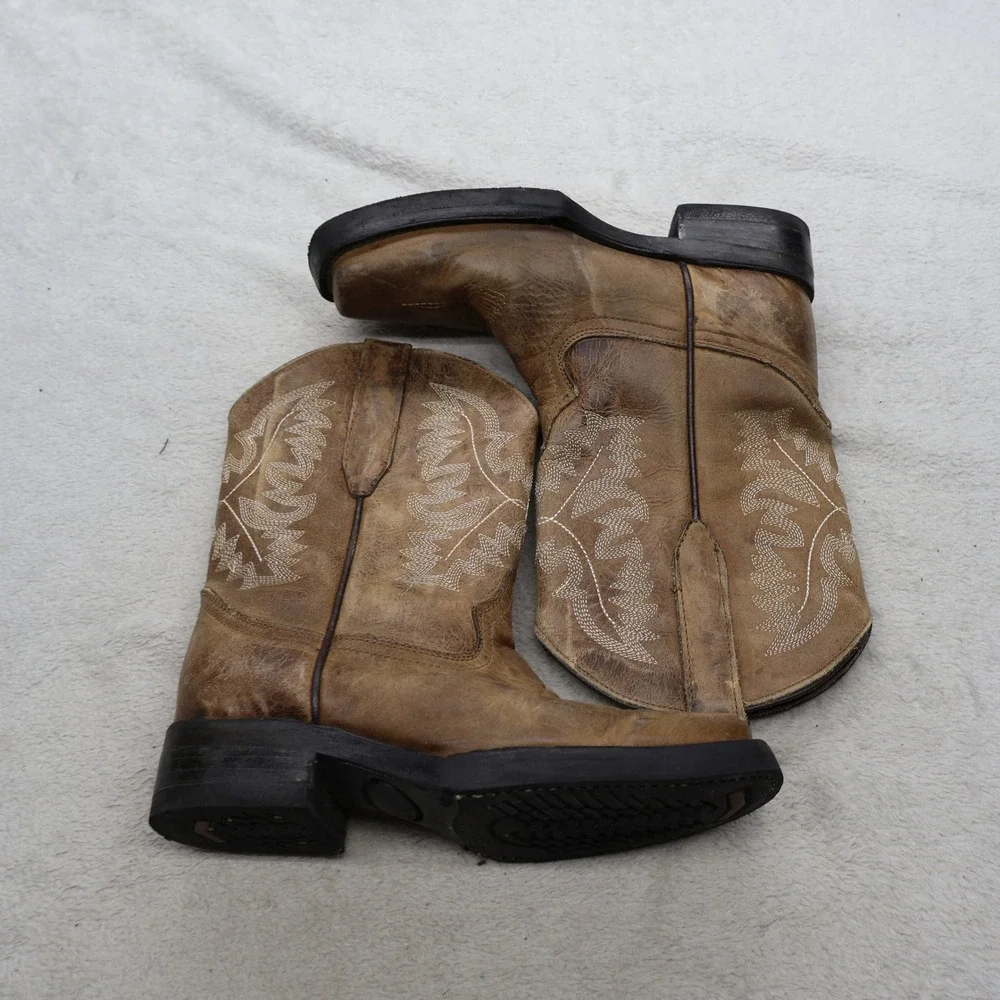 Soto Boots few blemish